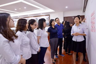 萬義軍調研東風鴻泰商務咨詢公司